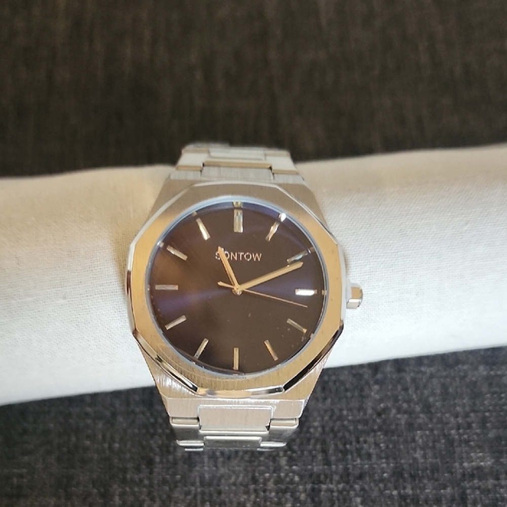 Mens Quarts Analog Stainless Steel Minimalist Watch NWT